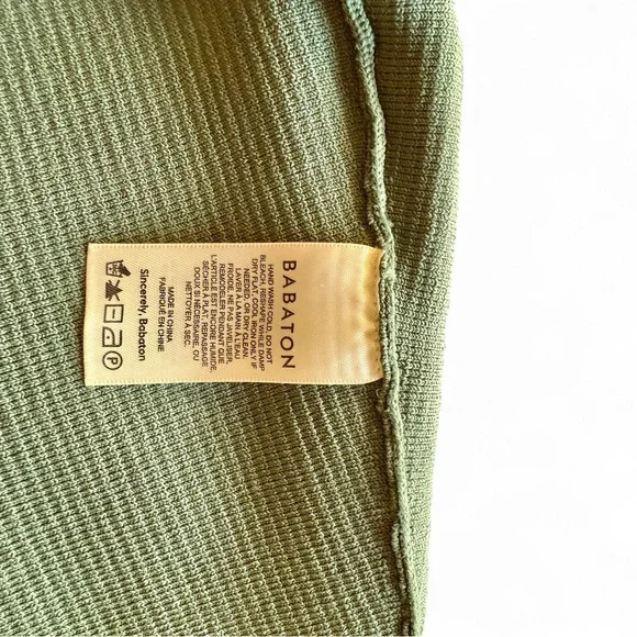 SOLD - Aritzia Babaton | Sculpt Knit Squareneck Top | Gallery Green | Size M - Picture 8 of 8